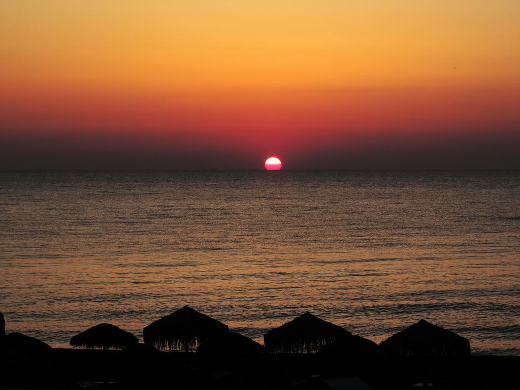 Sea Side Beach Hotel Kamari  Exterior photo