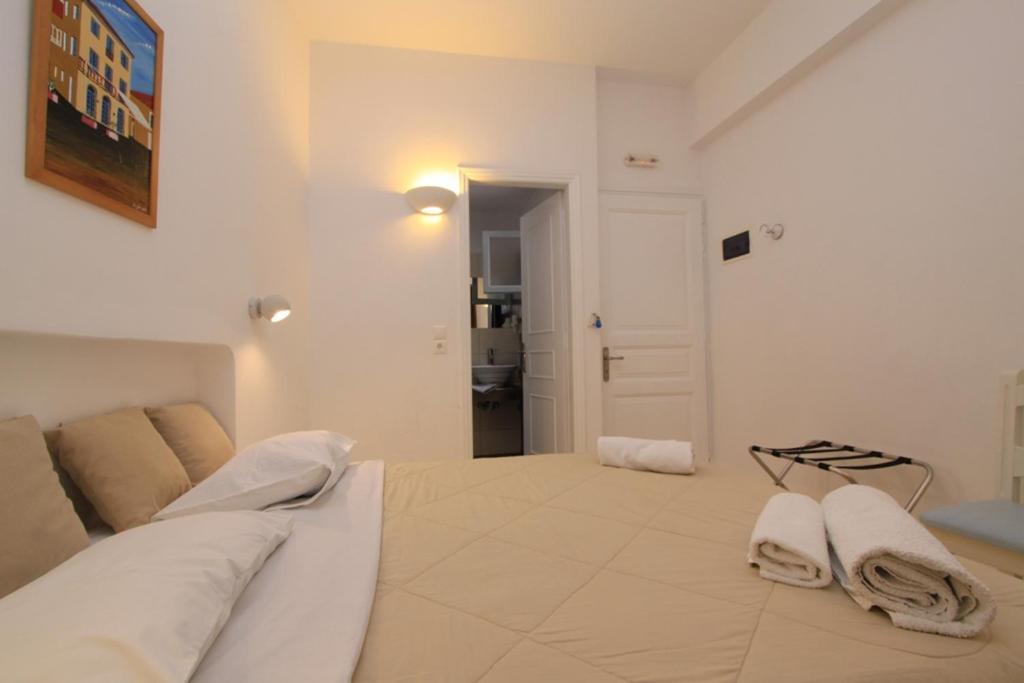 Sea Side Beach Hotel Kamari  Exterior photo